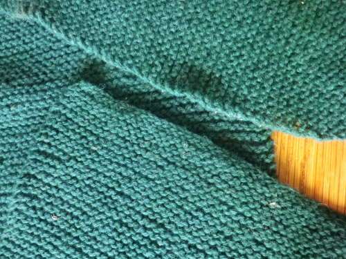 RHODESIAN ARMY SCARF.   LENGTH APPROX 102 CM / 40"  WIDTH 24 CM/9.5"       (5252)