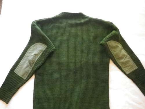 RHODESIAN ARMY GREEN JERSEY - GOOD CONDITION - INNER SLEEVE 55CM/21.5"  ARMPIT 2 ARMPIT 52CM/20.5"