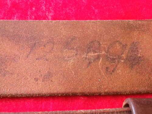 RHODESIA - BSAP LEATHER BELT WITH 1ST PATTERN BUCKLE - POLISHED - MAX LENGTH 102 CM / 40"  (2625)