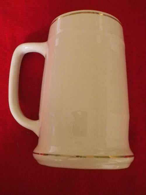 RHODESIAN SAS MUG - MADE NORBEL - VERY MINOR RADIAL CRACK ON RIM BASE   (5289)