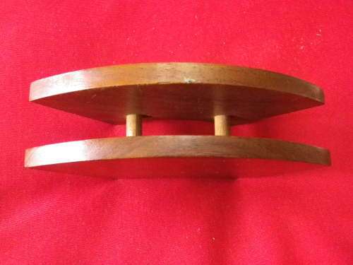 RHODESIAN ARMY WOODEN SERVIETTE HOLDER FOR MESS USE   (5299)