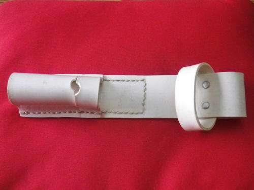 RHODESIAN ARMY ISSUED PLASTIC BAYONET FROG - WORN WITH GREENS / DRILL KIT      (3155)