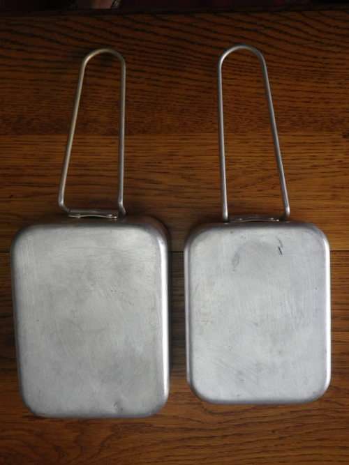 RHODESIAN ARMY ISSUED PAIR MESS TINS     (3166)