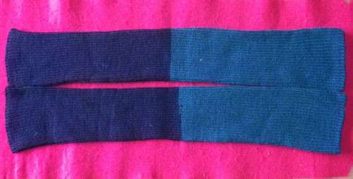 RHODESIAN AFRICAN RIFLES - PAIR HOSE TOPS - UNCOMMON     (3245)