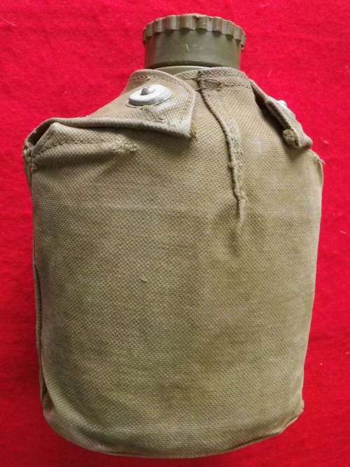 RHODESIAN BUSH WAR SA MADE WATER BOTTLE + POUCH- AS USED BY SOME TROOPERS    (5349)