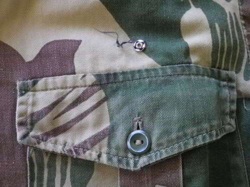 RHODESIAN ARMY L/ SLEEVE CAMO SHIRT - INNER SLEEVE 49CM/19.25" ARMPIT-ARMPIT 53CM/21" (3235)