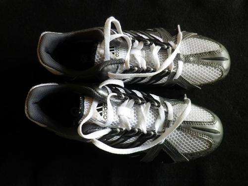 ADIDAS RUNNING SPIKES  SIZE 5 - Used once !!
