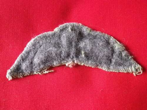 RHODESIAN ARMY - QUALIFIED PARACHUTIST EMBROIDERED PADDED WINGS - COMBAT DRESS (5388)