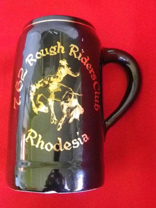 RHODESIAN "7.62 ROUGH RIDERS CLUB" BEER TANKARD  LARGE - MADE NORBEL   (151)