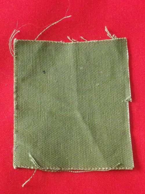 RHODESIAN ARMY - UNUSED PAIR 1ST PATTERN SHOULDER / BREAST BADGE   (295)
