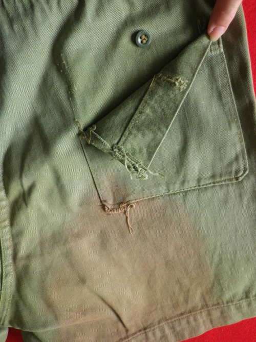 RHODESIAN ARMY SHORTS - AS USED - ELASTICATION GONE- SIZE WAIST 86cm / 34" - INSCRIBED (5569)