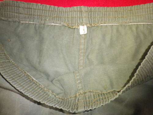 RHODESIAN ARMY SHORTS - AS USED - ELASTICATION GONE- SIZE WAIST 86cm / 34" - INSCRIBED (5569)