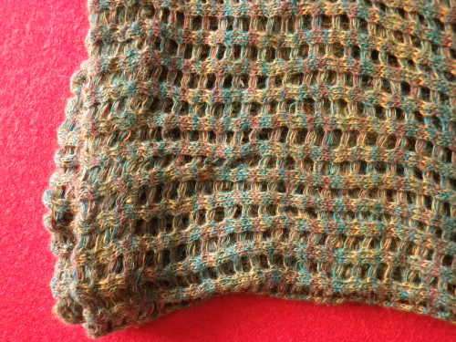 RHODESIAN ARMY ISSUE FACE VEIL - SIZE 60cm X 76cm   - HAS SMALL HOLE          (3320)