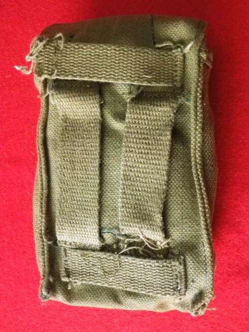 RHODESIAN ARMY - DOUBLE MAG POUCH - MADE WILLIAM SMITH & GOUROUCK - UNCOMMON - INSCRIBED   (5562)