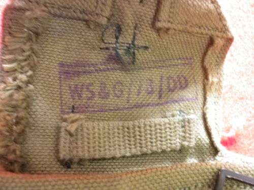 RHODESIAN ARMY - DOUBLE MAG POUCH - MADE WILLIAM SMITH & GOUROUCK - UNCOMMON - INSCRIBED   (5562)