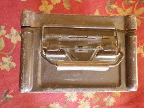 SADF - METAL AMMO BOX -  7.62mm BALL - HAS SOME CORROSION - WEIGHT 5KG'S   (5717)