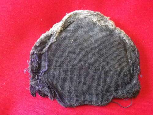 RHODESIA RAILWAYS - STATION MASTERS ?  SILVER BULLION PADDED CAP BADGE - MINOR DAMAGE     (5801)