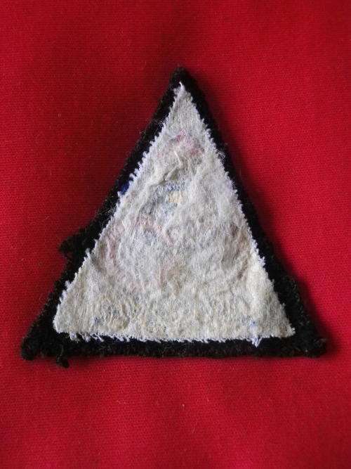 SADF - ORDNANCE SERVICES SCHOOL -  CLOTH BADGE - DINNES 1874    (5949)