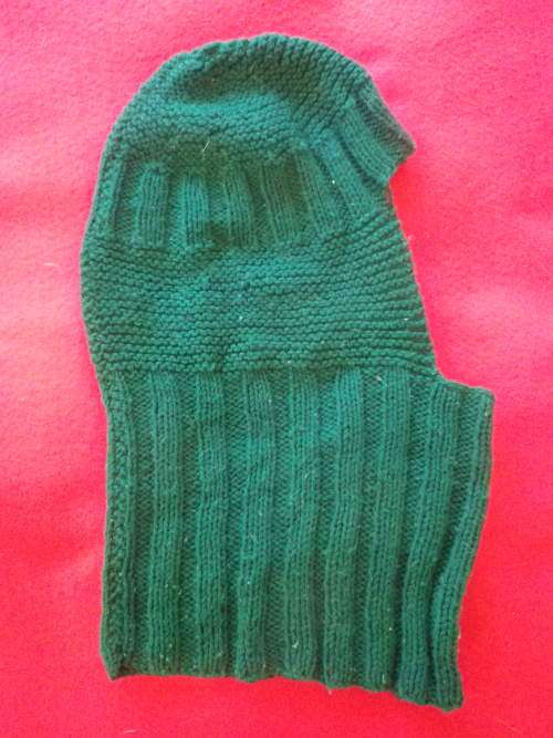 RHODESIAN BUSH WAR HOME KNITTED OLIVE GREEN BALACLAVA FOR TROOPIES COMFORT    (5990)