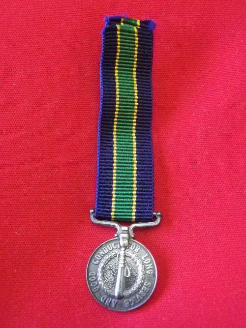 RHODESIA - POLICE LONG SERVICE MEDAL     -  MINIATURE + RIBBON                 (6014)
