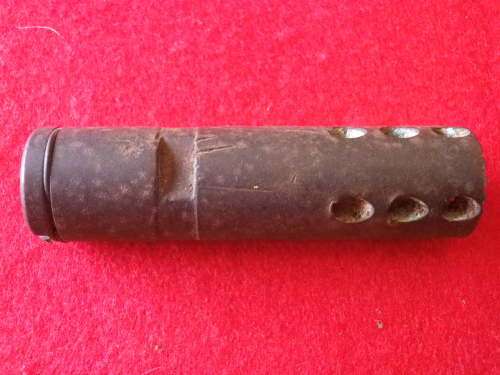 RHODESIAN BUSH WAR - FN FLASH HIDER, AS FOUND      (6077)