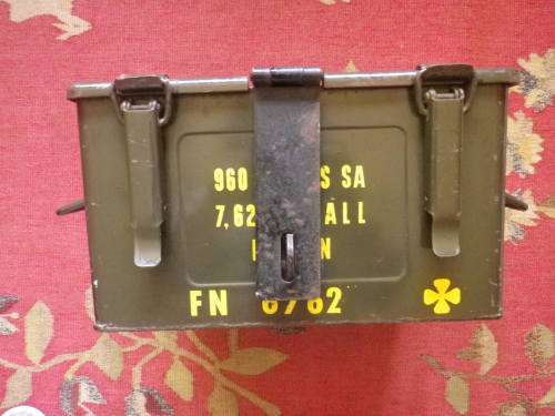 SOUTH AFRICA METAL AMMO BOX - FN 7.62mm BALL ROUNDS - 1962 - 31.5 cmX29.5cmX18cm WEIGHT 7.15 Kgs