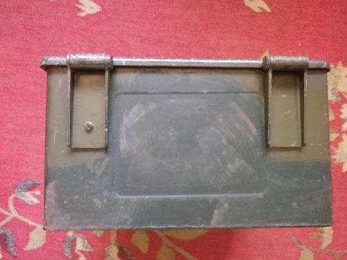 SOUTH AFRICA METAL AMMO BOX - FN 7.62mm BALL ROUNDS - 1962 - 31.5 cmX29.5cmX18cm WEIGHT 7.15 Kgs