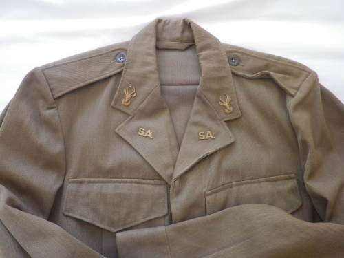 SADF - EARLY KHAKI "BUNNY"  COMBAT JACKET - SA INFANTRY INSIGNIA -SIZES BELOW    (4185)
