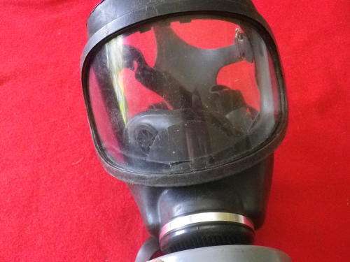 SADF - GAS MASK "FULL VISION" + FILTER    (4190)