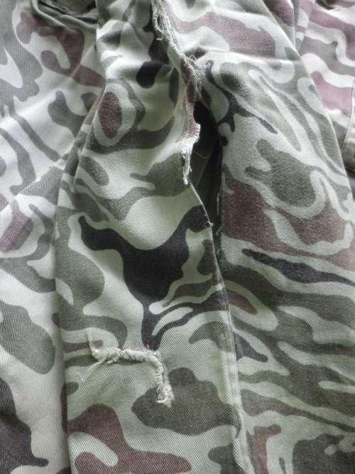 RHODESIAN BUSH WAR PICK UP - SYRIAN CAMMO L/S SHIRT EX ZIPRA - NOTE HOLES    (4206)