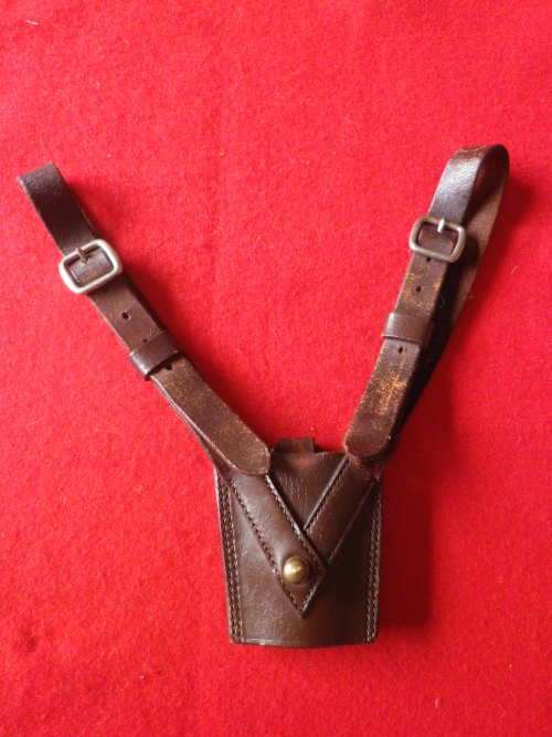RHODESIA COLONIAL - BROWN LEATHER SWORD FROG.      (4220)