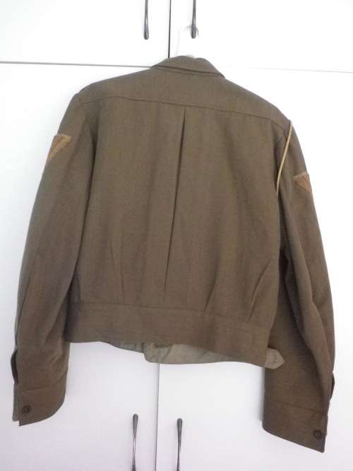 SADF - DLI BUNNY JACKET FOR S/SERGEANT - ALL INSIGNIA INC. LANYARD + WHISTLE  (4226)