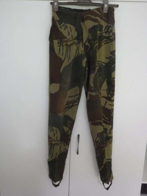 RHODESIAN CAMMO 2 PIECE TRACKSUIT - MADE SPRINTER - SIZE M - SCARCE - GOOD CONDITION (4196)