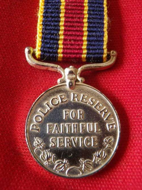 RHODESIA - POLICE RESERVE LONG SERVICE MEDAL   -  MINIATURE +  RIBBON                 (6418)