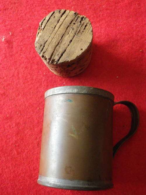 RHODESIAN WW2 MEDICS WATER BOTTLE WITH ORIGINAL COPPER CUP - SCARCE SEE BELOW     (2241)