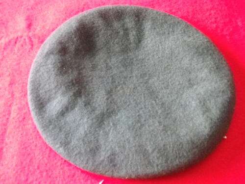 RHODESIA - ZIMBABWE NATIONAL ARMY BERET - POSSIBLY EX RLI BERET - RIM 52.5 cm / 20.5"   (3654)