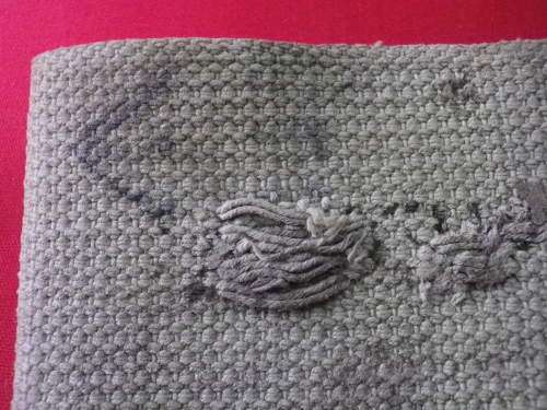 RHODESIA / GB - WW2 BAYONET FROG - HAS WAR STAMP + INDISTINCT MARKINGS (3688)