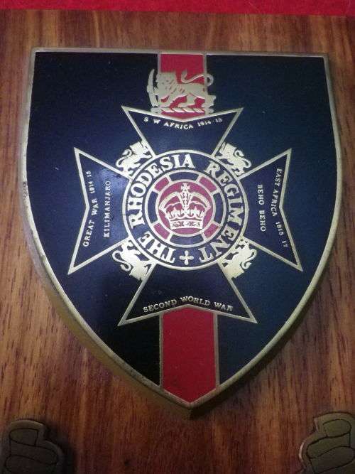 RHODESIA REGT. 6BN (BULAWAYO) PLAQUE       (6600)