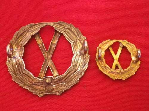 RHODESIA BSAP - COMMISSIONERS SHOULDER BOARD + MESS DRESS METAL RANK BADGES  1971-81 (6639)