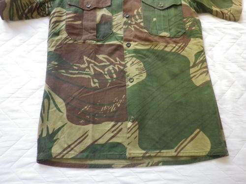 RHODESIAN CAMMO SHORT SLEEVE SHIRT - SIZE 38  -  NOTE INSIGNIA -  MADE STATESMAN              (4332)