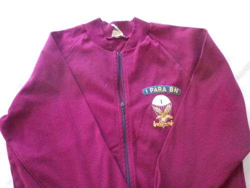 SADF - 1 PARACHUTE BATTALION TRACK SUIT - MADE TRACK KING - SIZE XL- INSCRIBED   (6719)