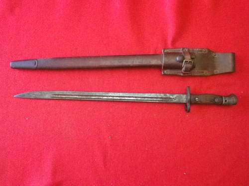 BRITISH LEE ENFIELD NO 1 .303 BAYONET P1907 MADE WILKINSON + SCABBARD + LEATHER FROG (WW2)  (4364)
