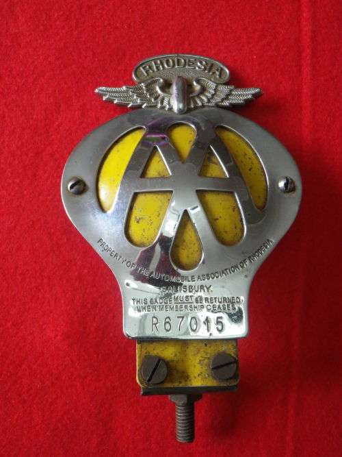 RHODESIAN AA CAR BADGE -  ON ORIGINAL MOUNT     (2333)