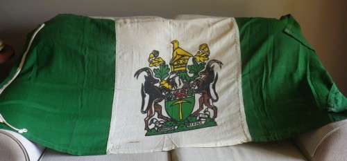 RHODESIAN FULL SIZE FLAG - NO LABEL - MINOR DISCOLOURATION + MOUNTING RESIDUE 195x87cm    (3783)