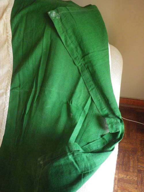 RHODESIAN FULL SIZE FLAG - NO LABEL - MINOR DISCOLOURATION + MOUNTING RESIDUE 195x87cm    (3783)