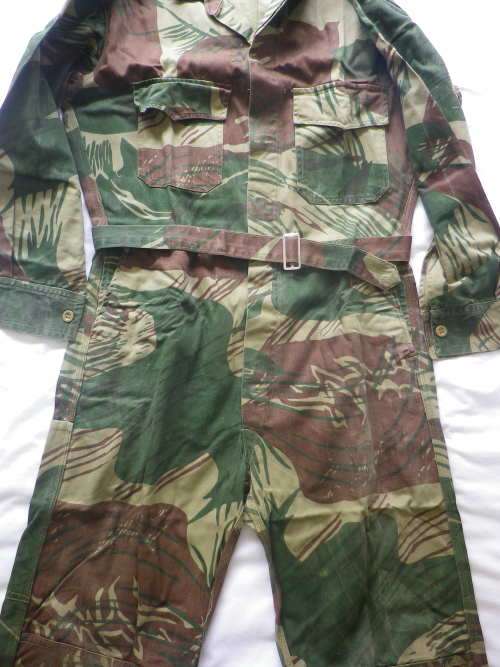RHODESIAN CAMMO ONE PIECE MECHANICS OVERALL - AS NEW - MADE TRAKO - SIZE 6 - RARE SEE BELOW (4484)
