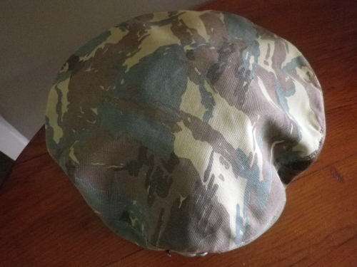 SADF - 32 BATTALION  BERET + INSIGNIA -       RIM 54CM / 21"        (2525)