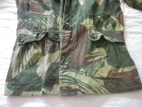 RHODESIAN CAMO JACKET - HAS ZIP POUCH. MISSING DRAWSTRING- SIZE 2 - INSCRIBED                 (7101)