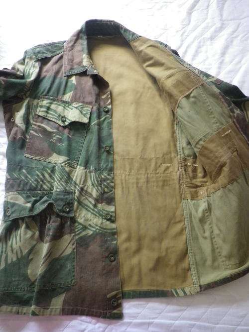 RHODESIAN CAMO JACKET - HAS ZIP POUCH. MISSING DRAWSTRING- SIZE 2 - INSCRIBED                 (7101)