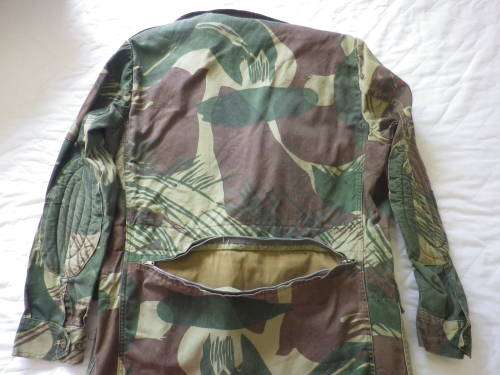 RHODESIAN CAMO JACKET - HAS ZIP POUCH. MISSING DRAWSTRING- SIZE 2 - INSCRIBED                 (7101)